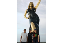Con estatua monumental Barranquilla celebra cumpleaños de Sofía Vergara